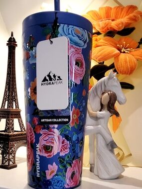 HydraPeak Blue Floral Insulated Tumbler with Straw